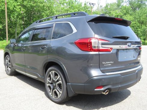 Used 2023 Subaru Ascent Limited w/ Technology Package AWD/4WD image 7