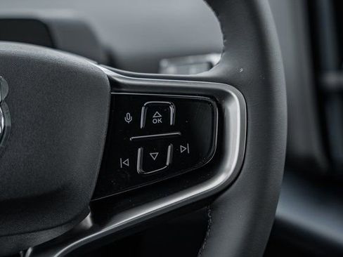 New 2026 Volvo EX30 Plus w/ Protection Package Premier image 26