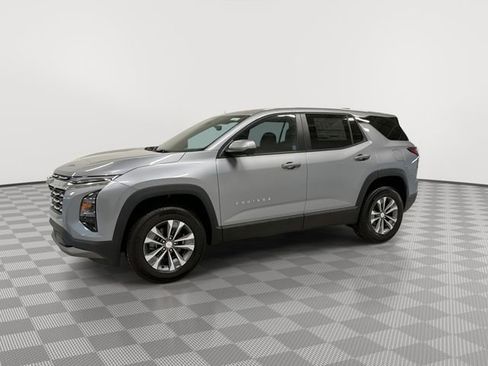 New 2026 Chevrolet Equinox LT w/ Safety and Technology Package AWD/4WD image 5