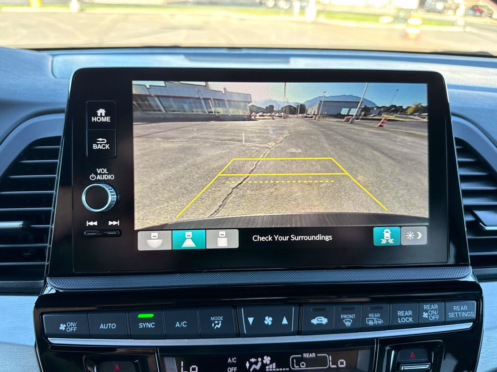 Used 2025 Honda Odyssey Sport-L image 24