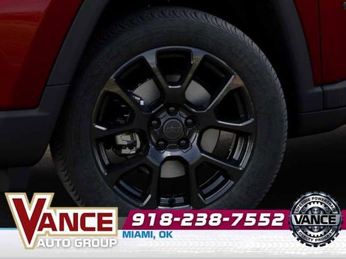 New 2025 Jeep Compass Latitude w/ Altitude Special Edition image 8