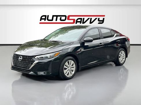 Used 2025 Nissan Sentra S FWD image 3