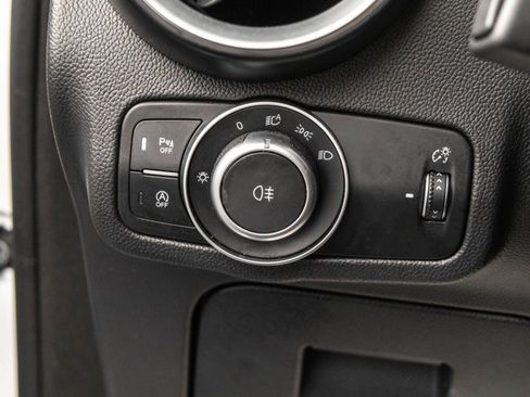 Used 2022 Alfa Romeo Stelvio Ti AWD/4WD image 16