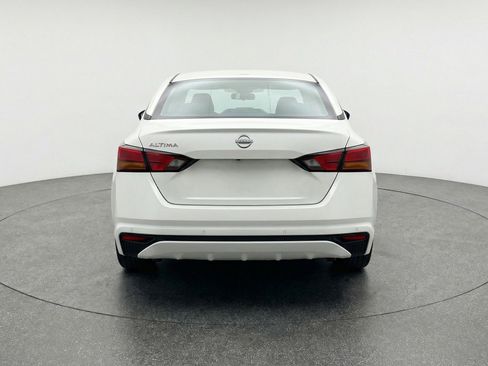 Used 2025 Nissan Altima 2.5 SV image 7