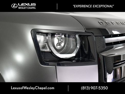 Used 2023 Land Rover Defender 90 V8 image 3