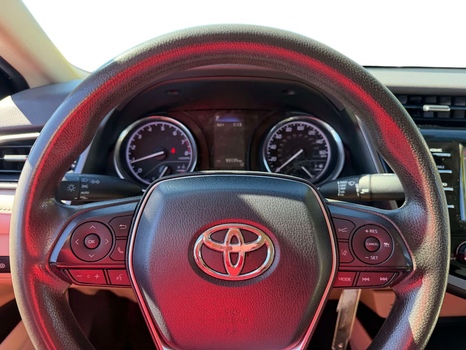 Used 2019 Toyota Camry LE FWD image 23
