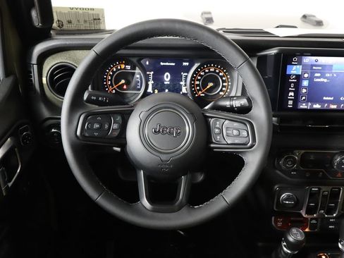 New 2026 Jeep Gladiator Sport image 7