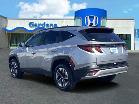 Used 2025 Hyundai Tucson SEL image 4