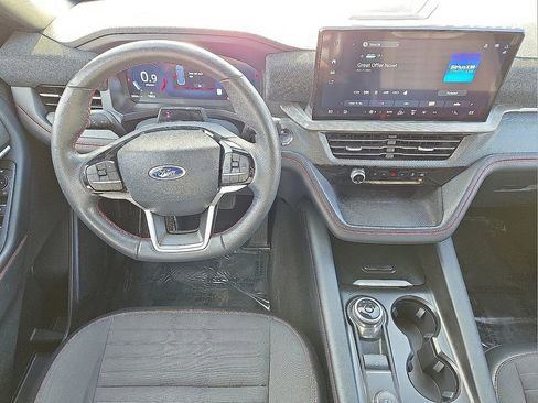 Used 2025 Ford Explorer ST-Line w/ ST-Line Street Pack image 20