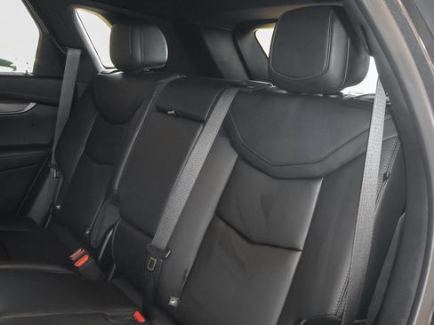 Used 2023 Cadillac XT5 Luxury FWD image 36