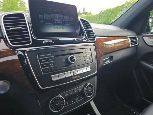 Used 2019 Mercedes-Benz GLS 450 4MATIC w/ Premium 1 Package image 28