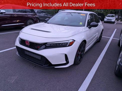Used 2025 Honda Civic Type R image 3