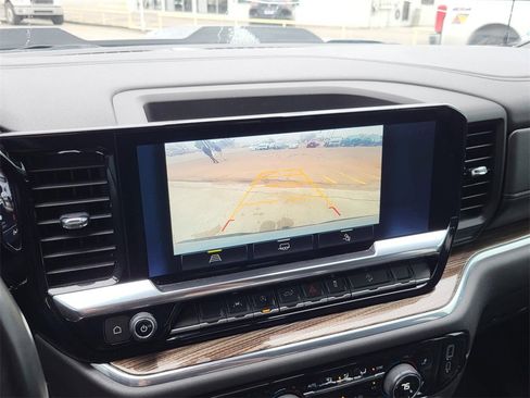 Used 2024 Chevrolet Silverado 1500 LT Trail Boss w/ Convenience Package II image 26