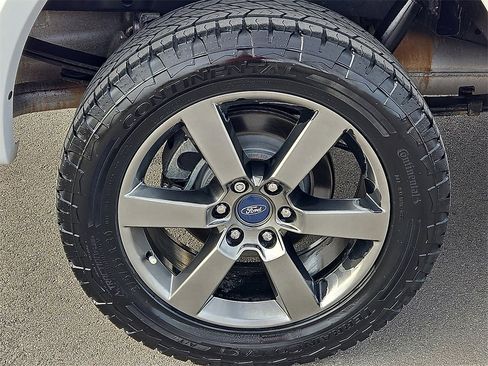 Used 2015 Ford F150 Lariat image 7