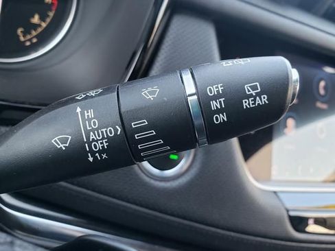 Used 2023 Cadillac XT5 Premium Luxury AWD/4WD image 25