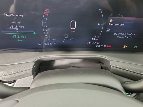 Used 2024 Cadillac XT4 Premium Luxury AWD/4WD image 25