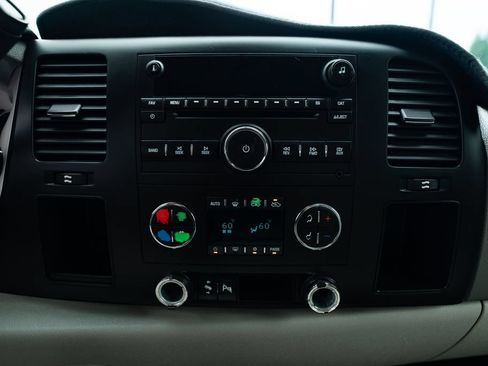 Used 2008 GMC Sierra 1500 SLE w/ Power Pack Plus RWD image 14
