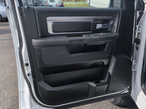 Used 2022 RAM 1500 Classic Warlock AWD/4WD image 9