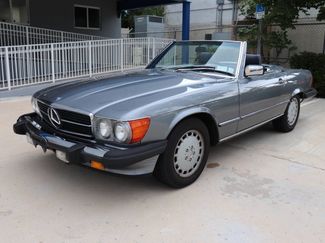 Used 1989 Mercedes-Benz 560 SL video 1