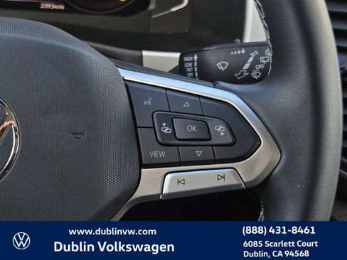 Certified 2023 Volkswagen Atlas SE w/ Panoramic Sunroof Package image 23