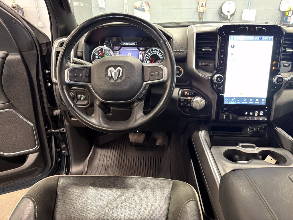Used 2023 RAM 1500 Laramie AWD/4WD image 6