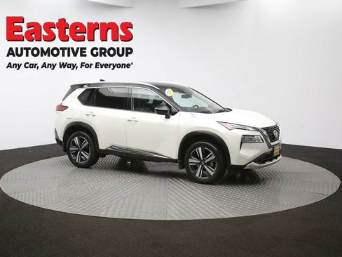 Used 2021 Nissan Rogue Platinum image 51