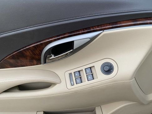 Used 2010 Buick LaCrosse CXL w/ Entertainment Package image 26