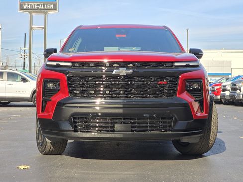 New 2026 Chevrolet Traverse RS w/ LPO, Floor Liner Package image 9