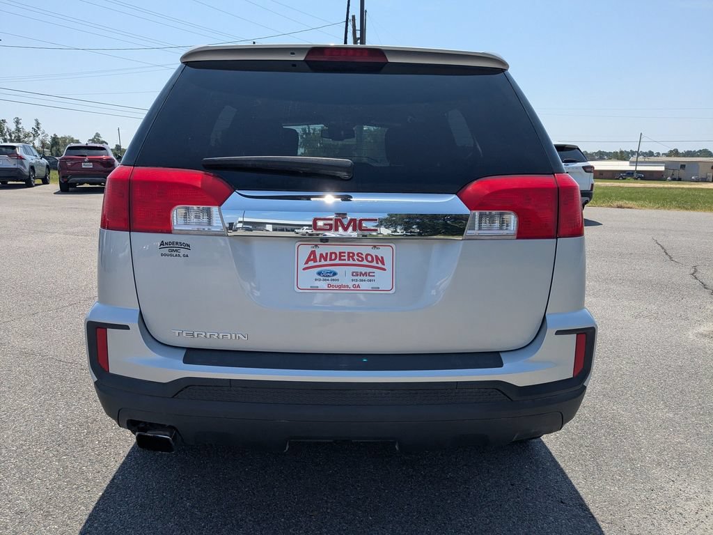 Used 2017 GMC Terrain SLE FWD image 8