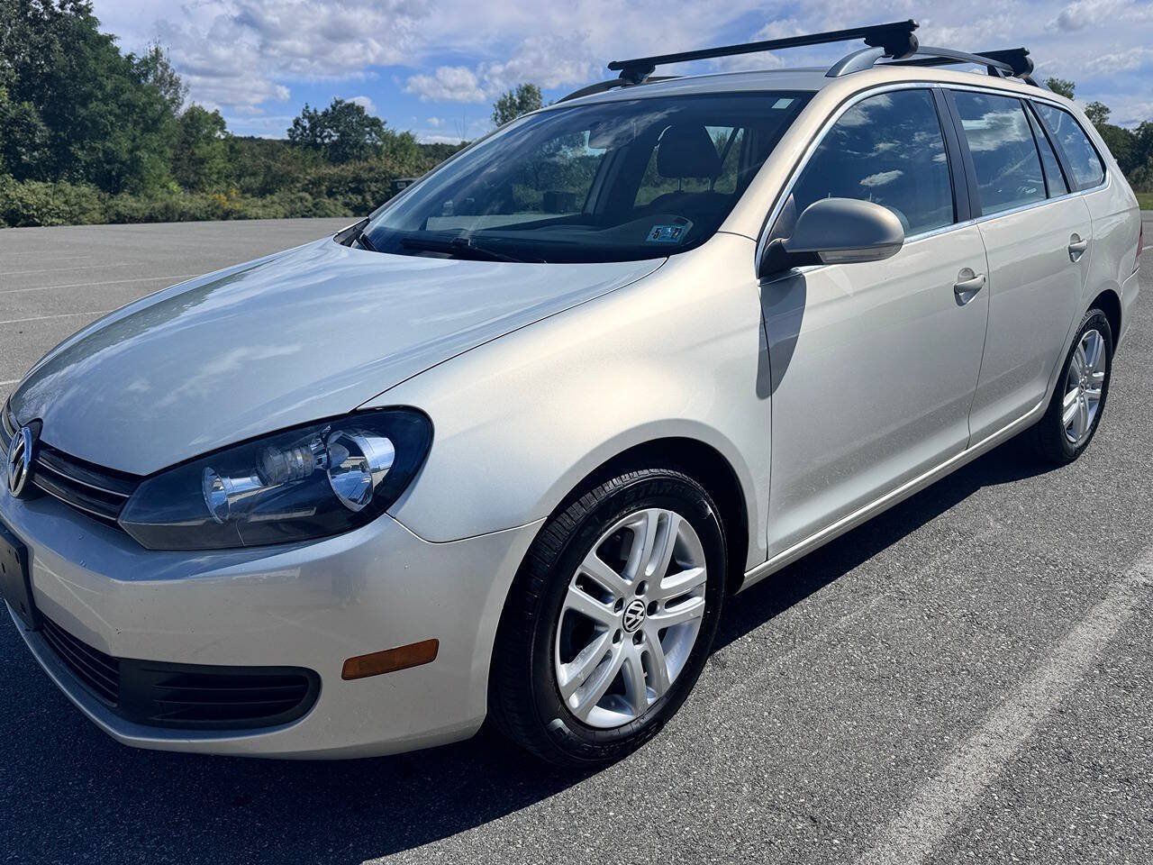 Used 2012 Volkswagen Jetta TDI FWD image 3