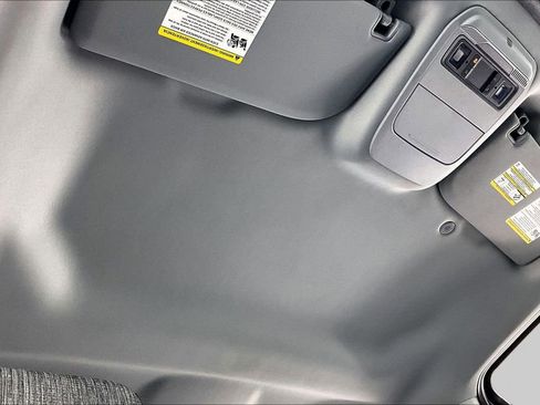 Used 2023 Ford F150 XLT AWD/4WD image 23