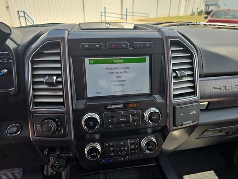 Used 2020 Ford F350 Limited AWD/4WD image 21