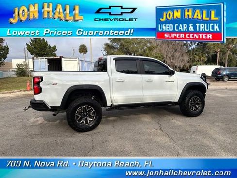 Used 2025 Chevrolet Colorado ZR2 w/ Technology Package image 15