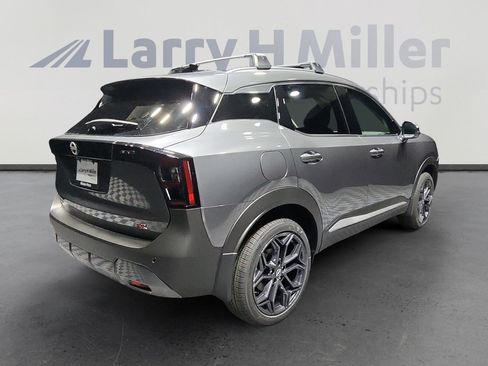 New 2026 Nissan Kicks SR FWD image 5