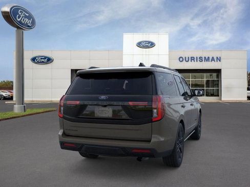 New 2026 Ford Expedition Platinum w/ Stealth Appearance Package image 7