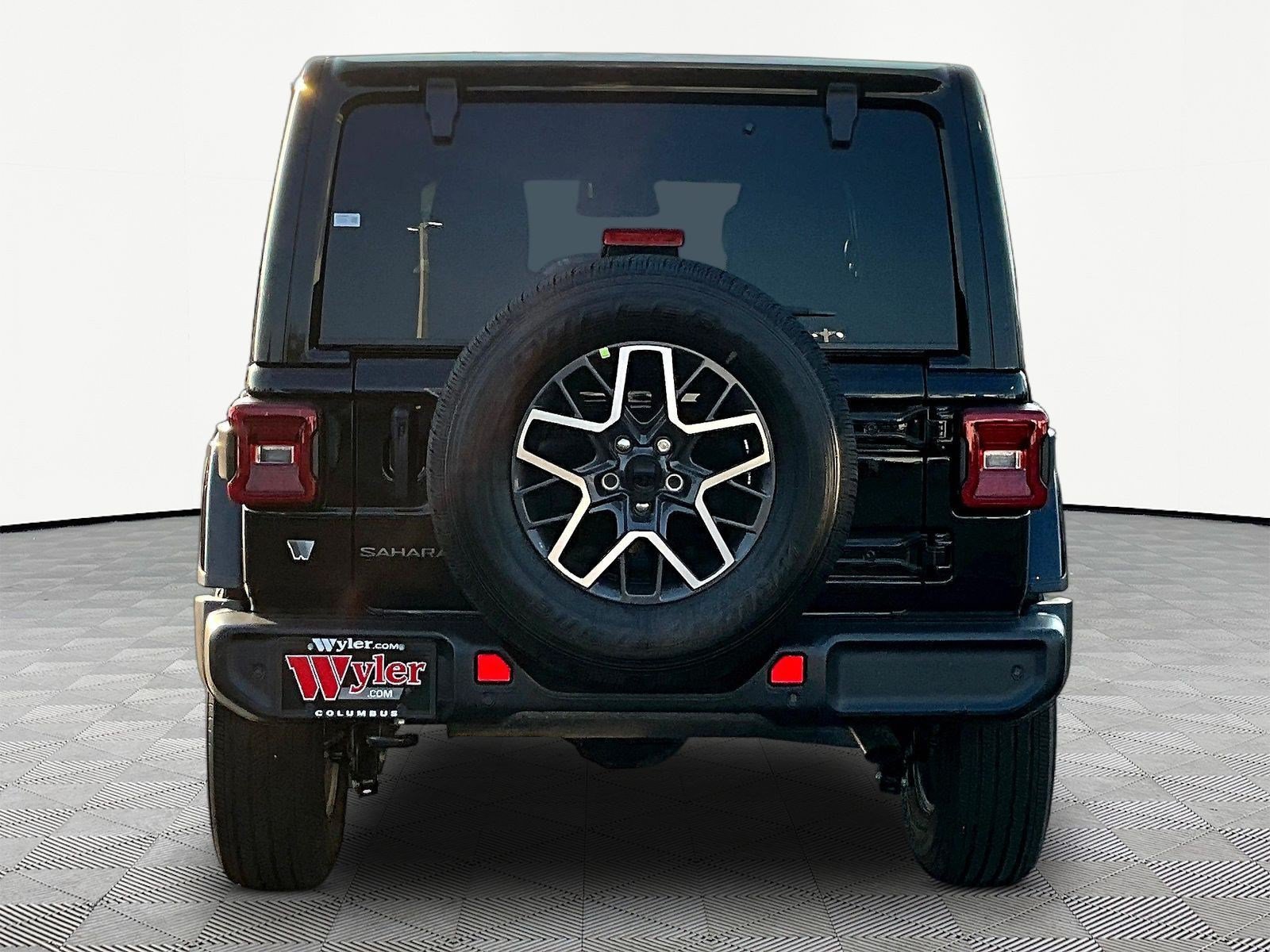 New 2026 Jeep Wrangler Unlimited Sahara AWD/4WD image 4