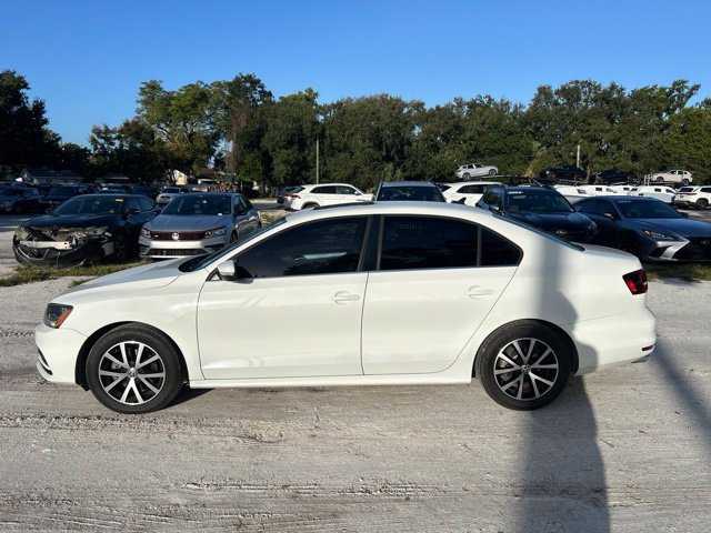 Used 2017 Volkswagen Jetta SE FWD image 17