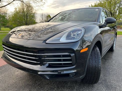 Used 2019 Porsche Cayenne Base AWD 4dr SUV image 21