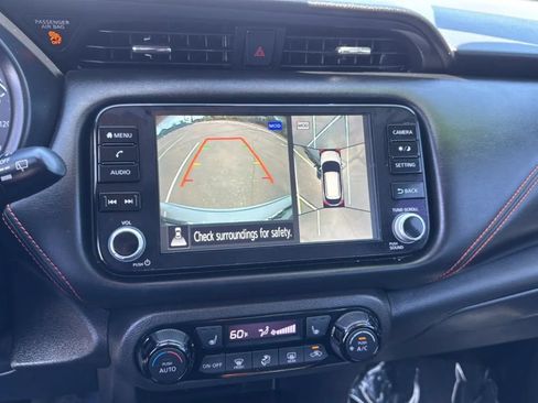 Used 2022 Nissan Kicks SR w/ Premium Package FWD image 17