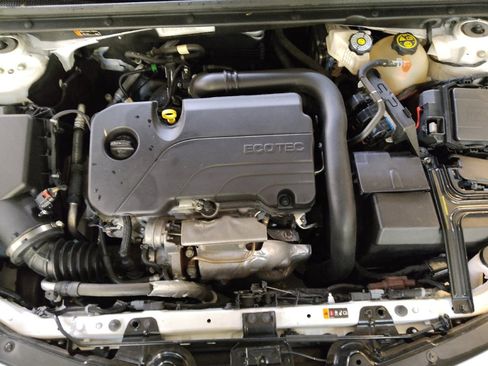 Used 2023 Chevrolet Malibu LT image 30