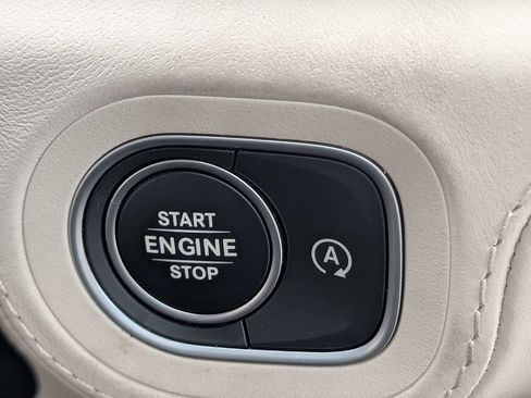 Used 2025 Mercedes-Benz GLE 53 AMG 4MATIC Coupe image 32