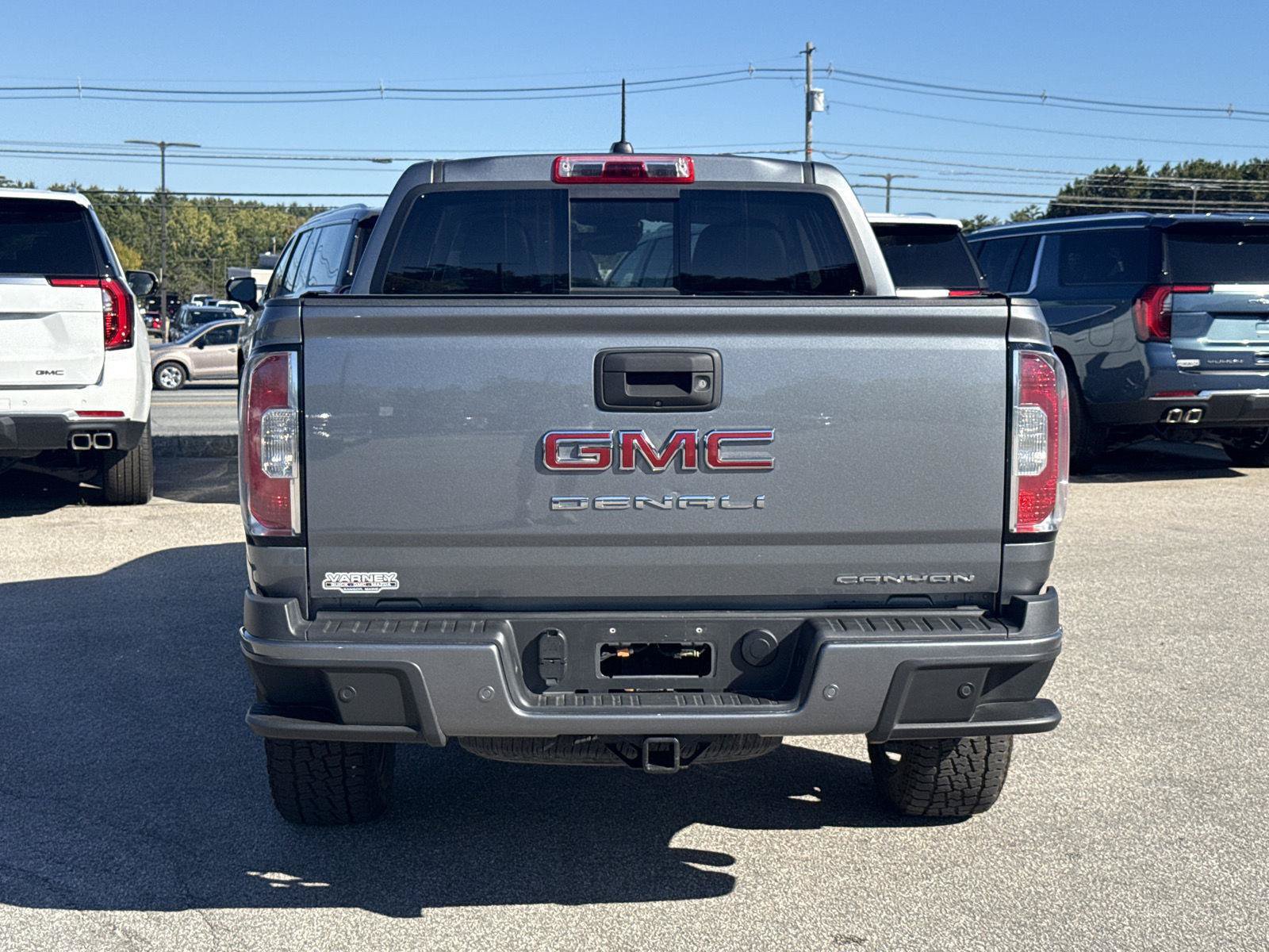 Used 2022 GMC Canyon Denali AWD/4WD image 9