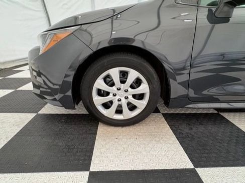 Used 2024 Toyota Corolla LE FWD image 9