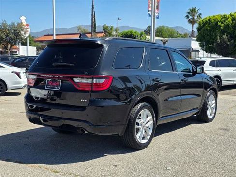 Used 2024 Dodge Durango GT RWD image 5