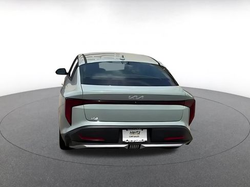 Used 2025 Kia K4 FWD image 8