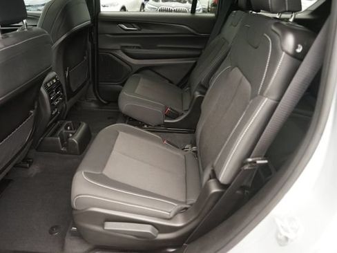 Used 2025 Jeep Grand Cherokee L Laredo w/ Luxury Tech Group I AWD/4WD image 13