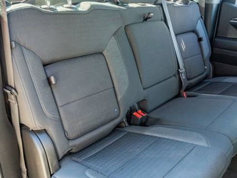 Used 2022 GMC Sierra 1500 Elevation image 40