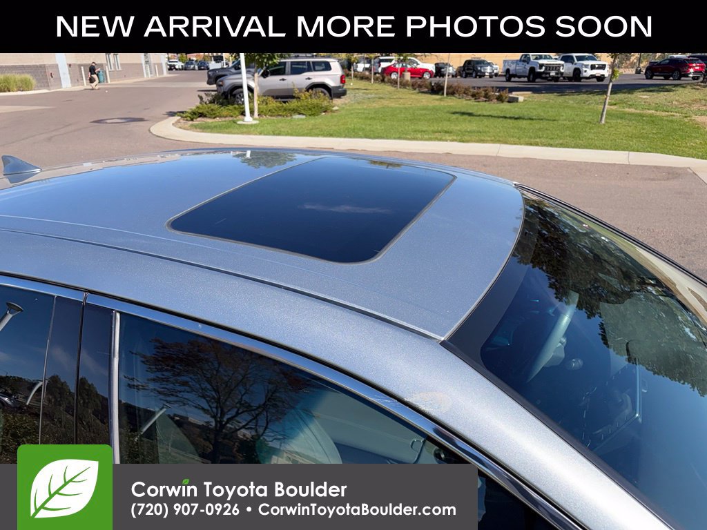 Used 2019 Toyota Avalon Limited w/ Advanced Safety Package FWD image 8