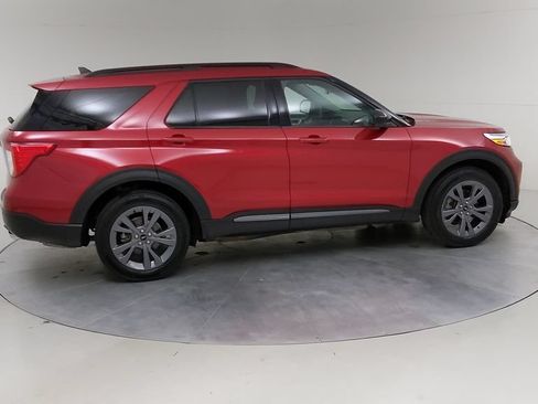 Certified 2023 Ford Explorer XLT w/ Equipment Group 202A AWD/4WD image 13