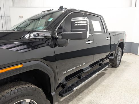 Used 2025 GMC Sierra 2500 SLT AWD/4WD image 7